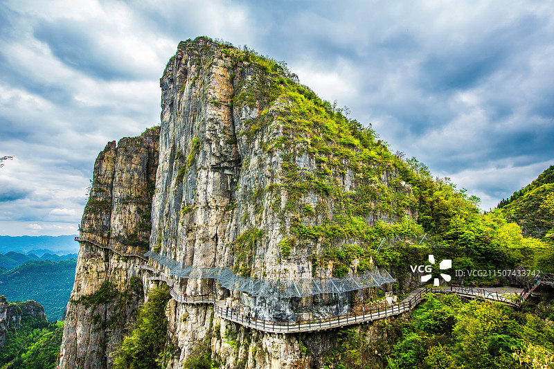 中国湖北省恩施大峡谷绝壁栈道自然景观图片素材