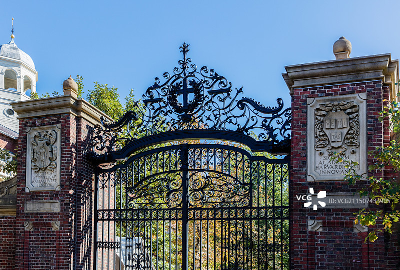 美国哈佛大学校门图片素材
