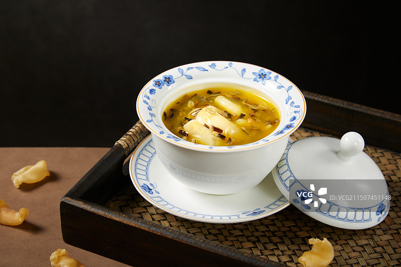 金汤野米烩花胶图片素材