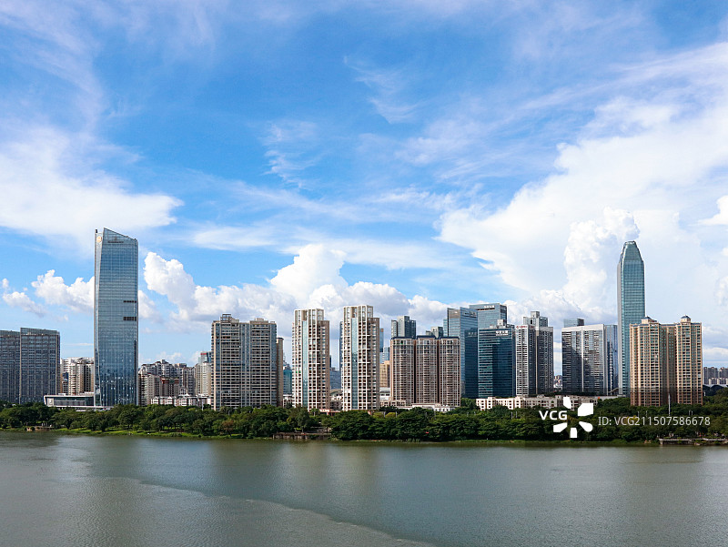 广东省惠州市区的现代商务摩天大楼城市风光背景图图片素材
