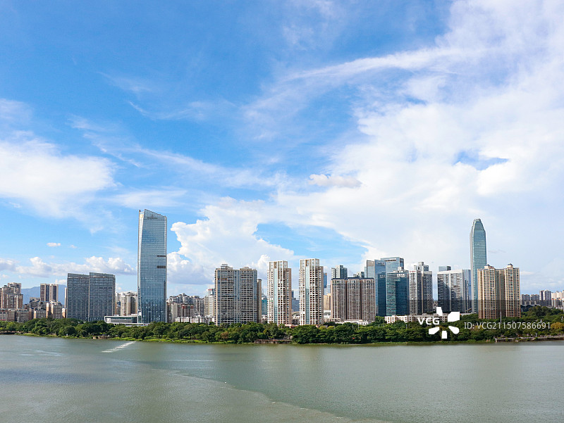 广东省惠州市区的现代商务摩天大楼城市风光背景图图片素材