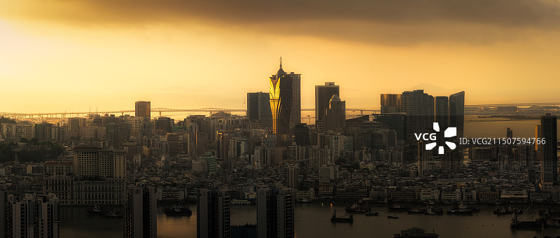 新葡京与澳门城金光时刻图片素材