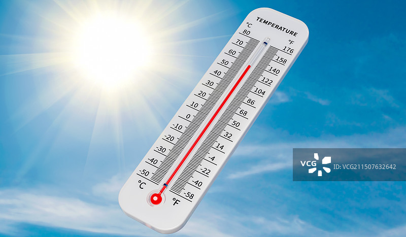 炎热酷暑里数值爆表的温度计图片素材