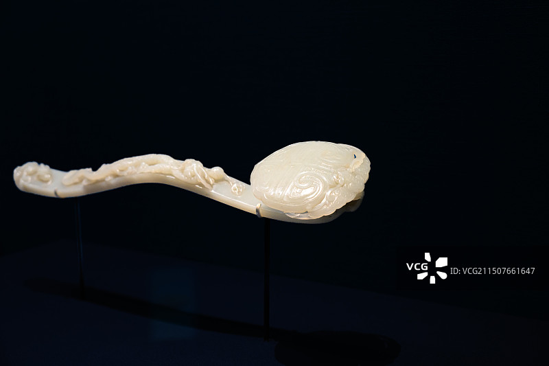 龙纹玉如意-清-上海博物馆玉器图片素材