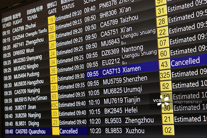 机场航班信息大屏幕图片素材