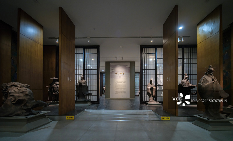 山东省淄博市临淄区齐文化博物馆“泱泱齐风第四展厅”稷下学宫图片素材