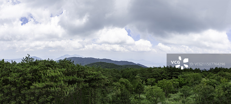 天岳幕阜山山顶全景--湖南平江县图片素材