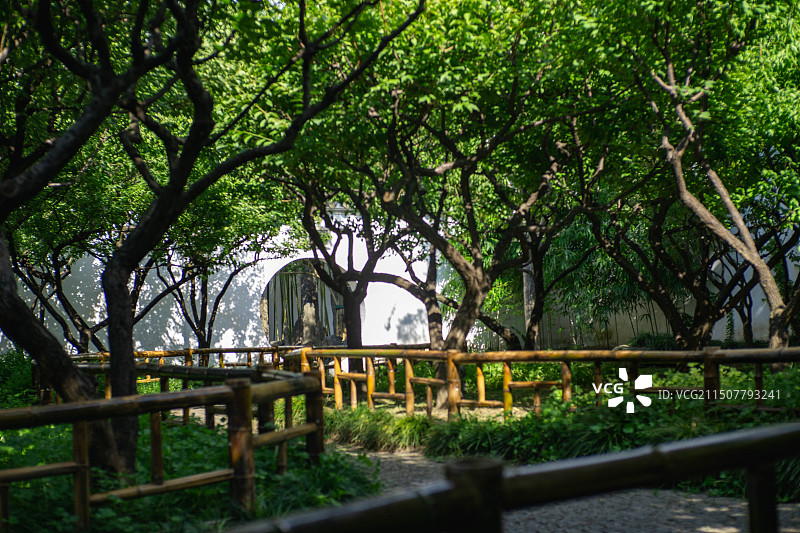 苏州怡园山水图片素材