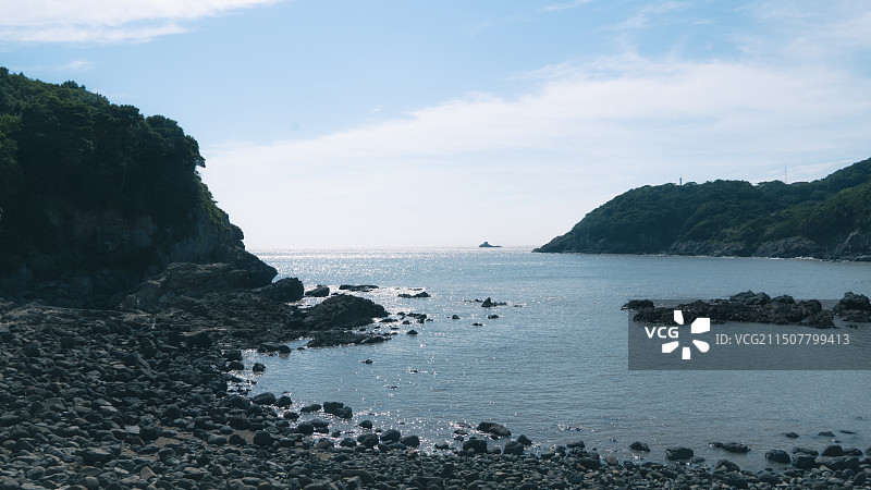 舟山朱家尖小乌石塘的大海，浮光跃金图片素材