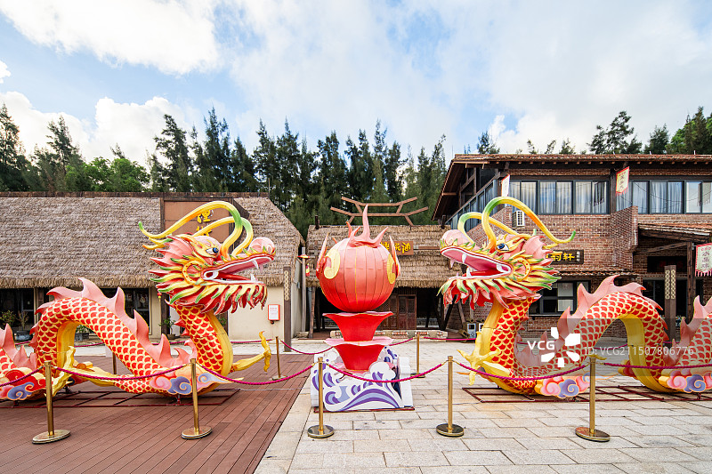 广东省茂名市电白区南海街道澳内海宴镜疍家墟,白昼时的塘霞俚街图片素材
