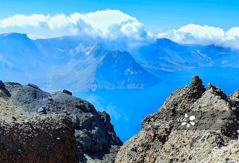 吉林省长白山天池风光图片素材