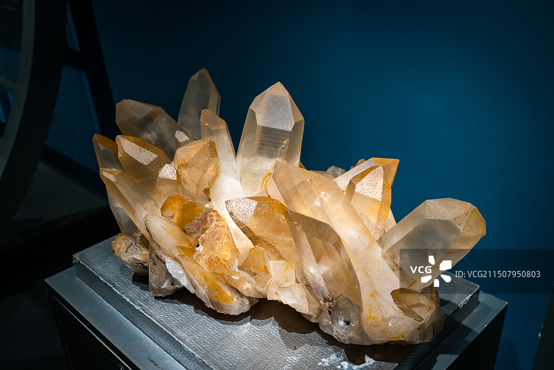 水晶矿物标本  北京中国地质博物馆图片素材