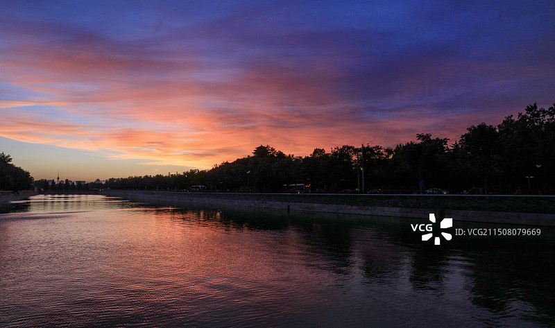 北京景山公园漫天晚霞图片素材