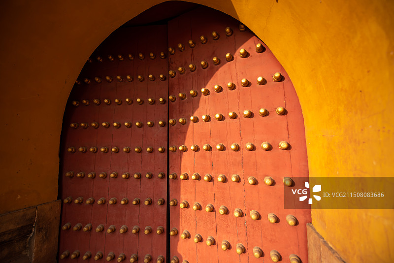 明显陵古朴的红门图片素材