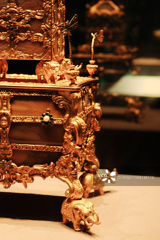 上海世博会璀璨万象展——英国吉尔伯特精品展图片素材