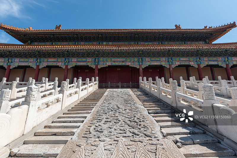 故宫太和门太和殿侧祥云龙纹石雕图片素材