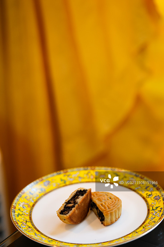 中国传统节日中秋节糕点干菜月饼图片素材