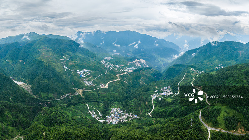 凉山州甘洛县沙岱乡山区乡村图片素材