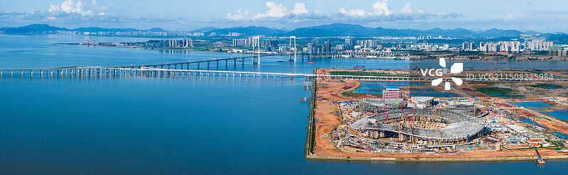 建设中的广州南沙全民文化体育综合体项目体育馆图片素材