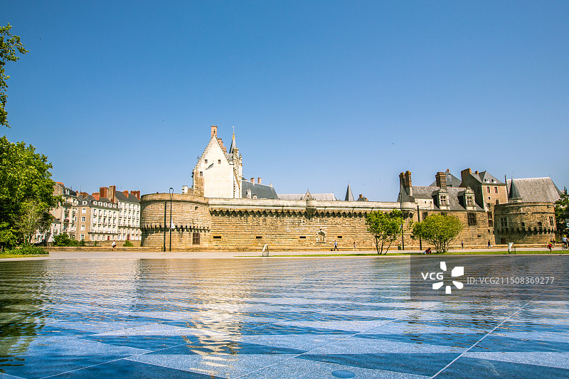 法国南特市布列塔尼公爵城堡图片素材