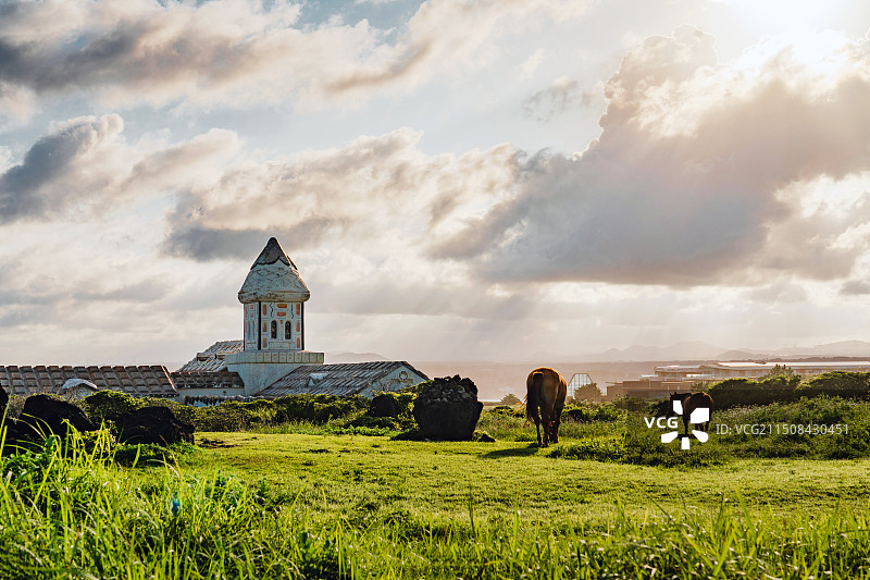 涉地可支丁达尔效应自然风光图片素材