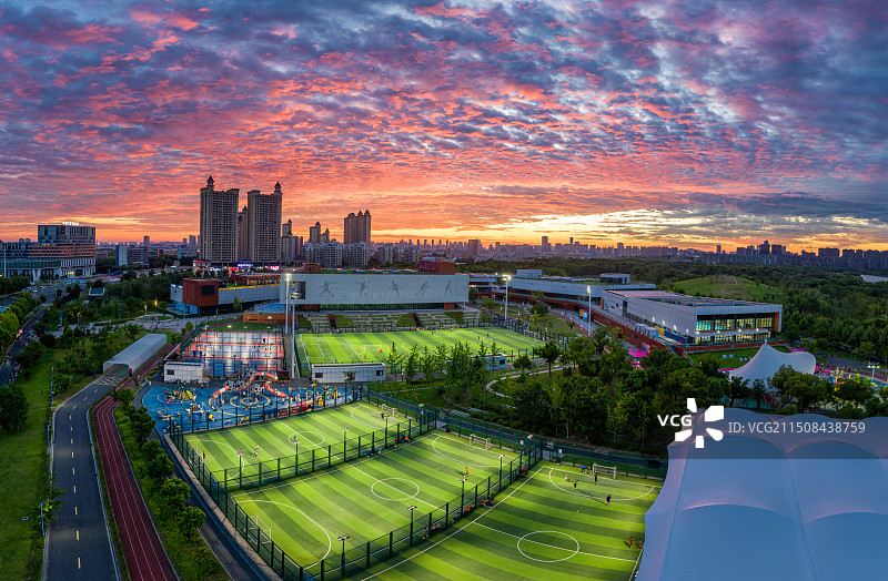 合肥南艳湖李宁体育公园晚霞图片素材