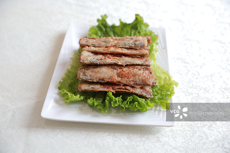 干炸带鱼块图片素材