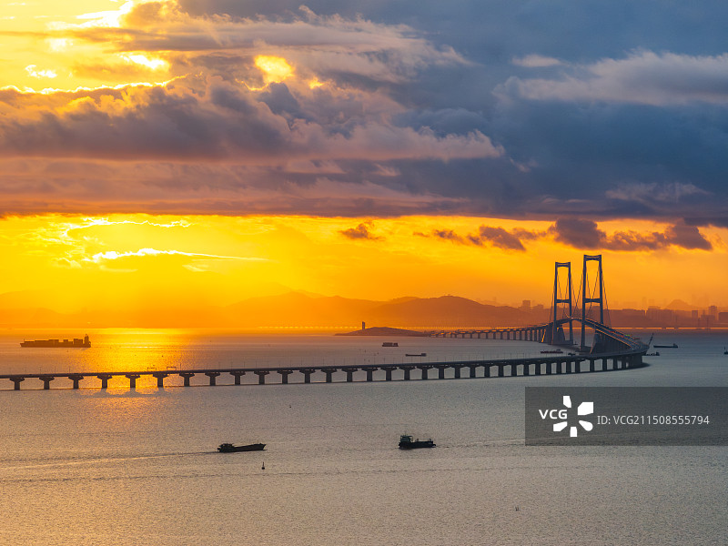 深中通道金光日出航拍图片素材