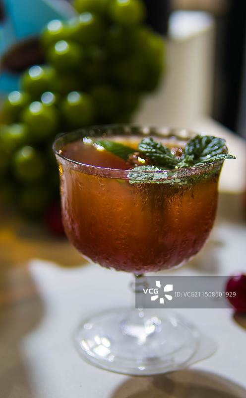 薄荷叶鸡尾酒饮料特调图片素材