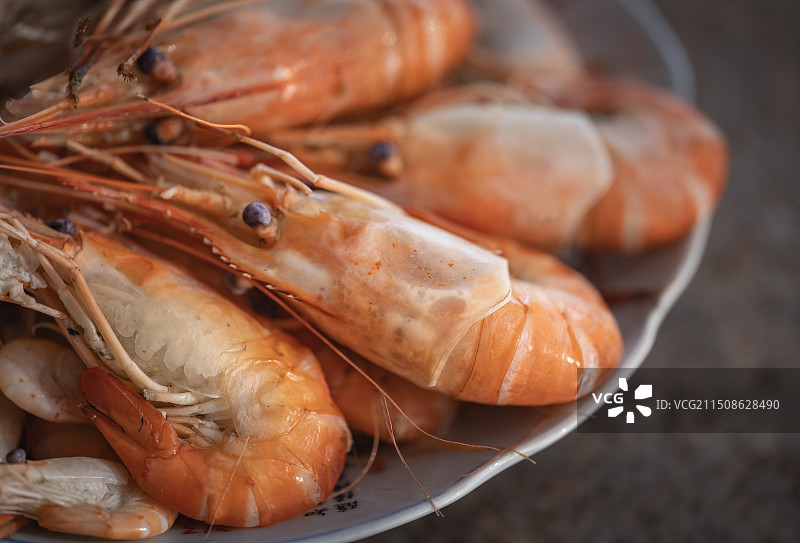 一盘煮熟虾图片素材
