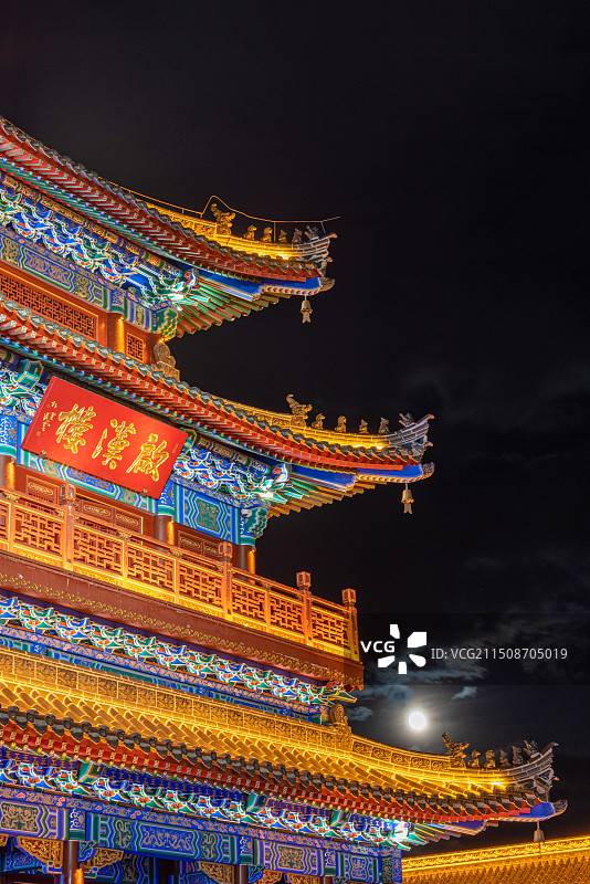 甘肃省天水古城地标启汉楼夜景图片素材