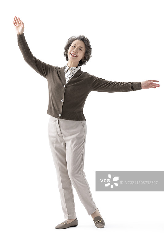 快乐的老年女子跳舞图片素材
