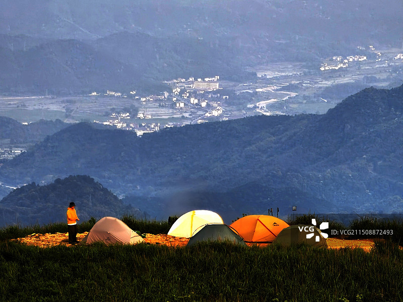 武功山上露营地图片素材