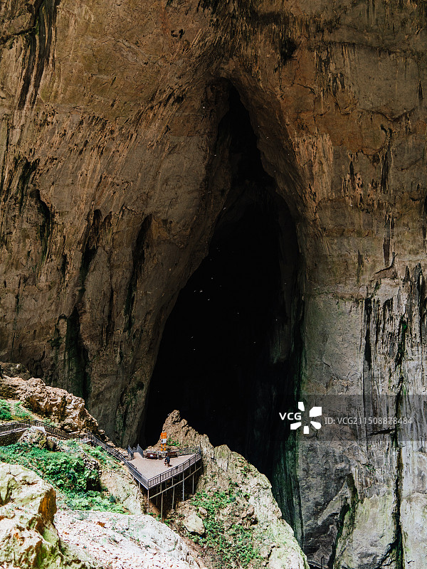 安顺格凸河风景区燕子洞穿上洞图片素材