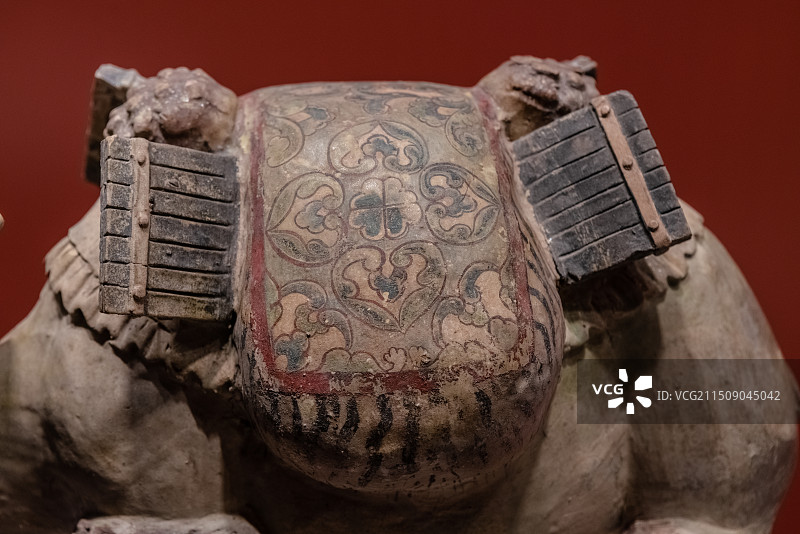 嘉兴博物馆，长武县博物馆藏唐代彩绘双峰载物骆驼俑图片素材