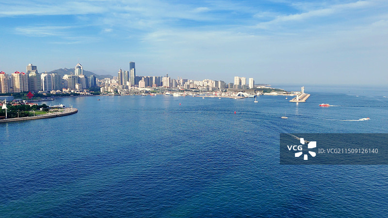 青岛奥帆中心海岸线风光图片素材