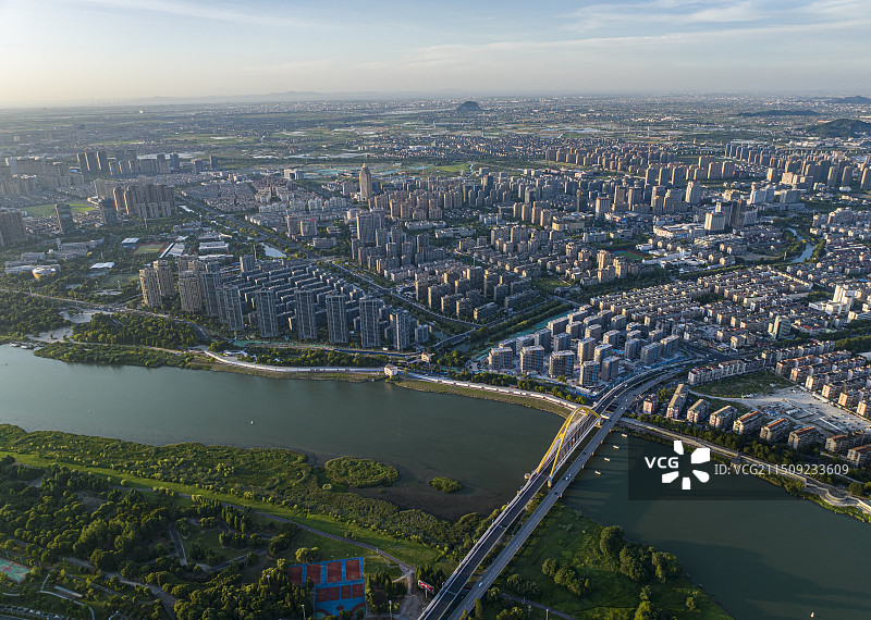 航拍浙江省绍兴市上虞区曹娥江风光图片素材