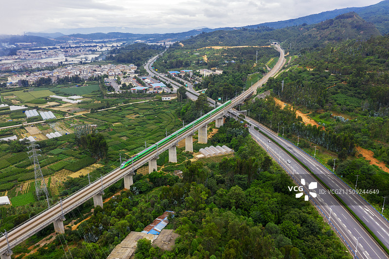 中老铁路玉溪段——新丝路飞歌图片素材