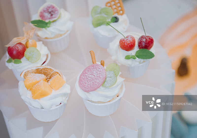 周岁礼蛋糕图片素材