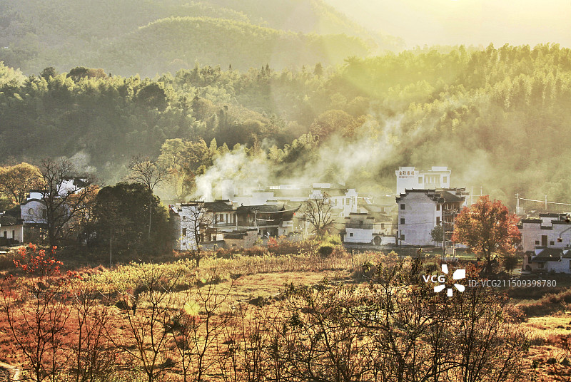 塔川秋色图片素材