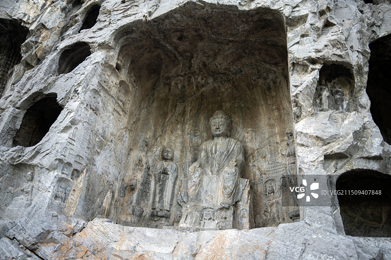 中国河南洛阳世界文化遗产龙门石窟西山崖壁佛像图片素材