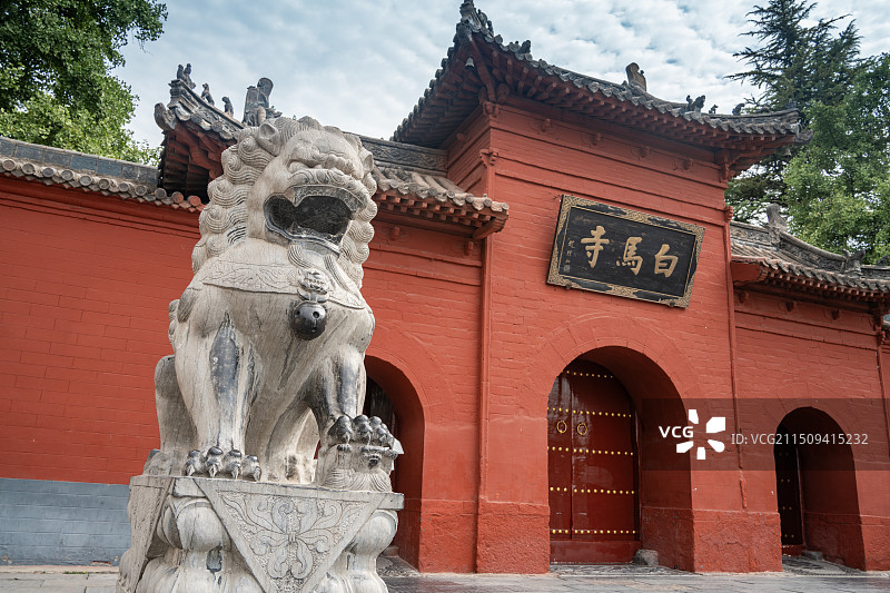 中国河南省洛阳市瀍河回族区中国佛教发源地白马寺山门图片素材