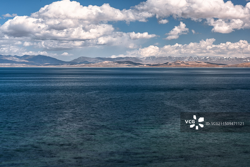 圣湖玛旁雍错图片素材