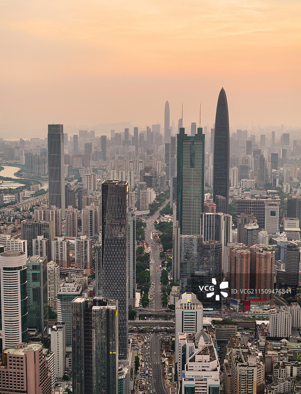 广东省深圳市罗湖区深南东路国贸东门老街片区夜景航拍图片素材