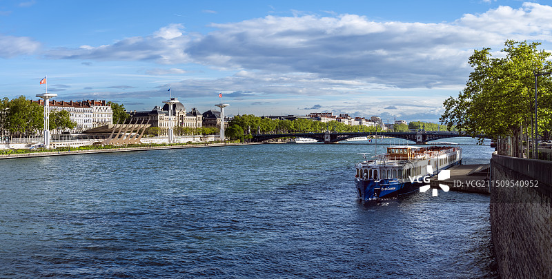 罗讷河上的香颂图片素材
