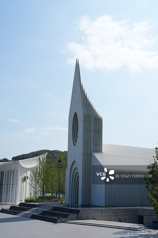 藏马山与月空婚礼堂图片素材