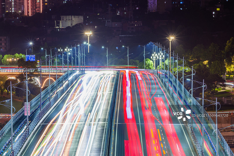 繁忙的城市车流轨迹夜景图片素材