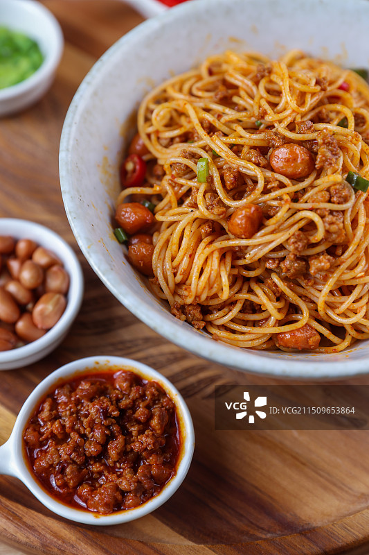 肉酱面/肉酱米粉/肉酱面条图片素材