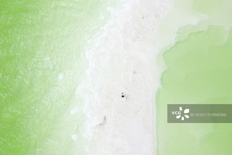 察尔汗盐湖图片素材