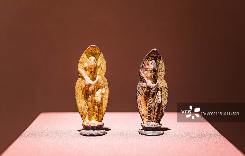 大理国文物菩萨像图片素材